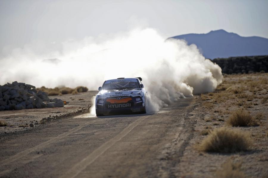  Hyundai Veloster Rally Car 2011 года  (фото 21 из 33)
